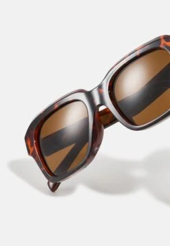 Pier One Unisex - Lunettes De Soleil - Black 17 Pier One Unisex - Lunettes De Soleil - Black -France Pier One Soldes Boutique 1805d51941d84c3b9cd65a361bd6f258