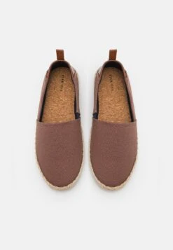 Pier One Unisex - Espadrilles - Brown -France Pier One Soldes Boutique 31da881e18bf49df90b20d8e283884c8