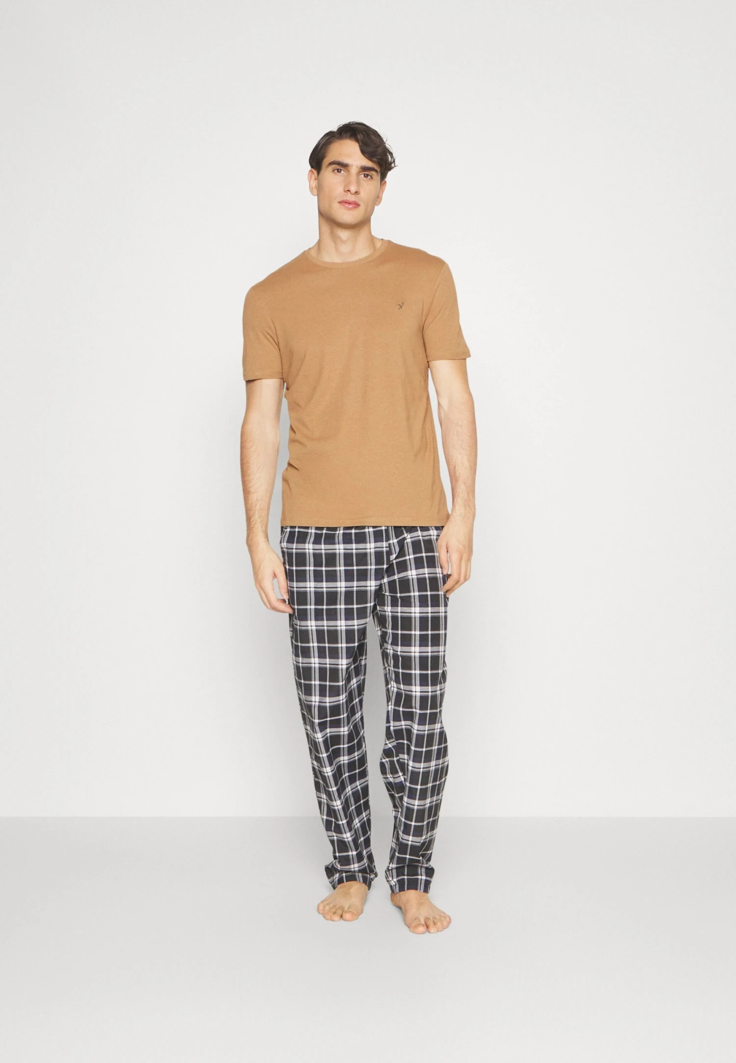 Pier One Unisex 5 Pack - T-Shirt Basique - Off-White/Tan/Orange 3 Pier One Unisex 5 Pack - T-Shirt Basique - Off-White/Tan/Orange