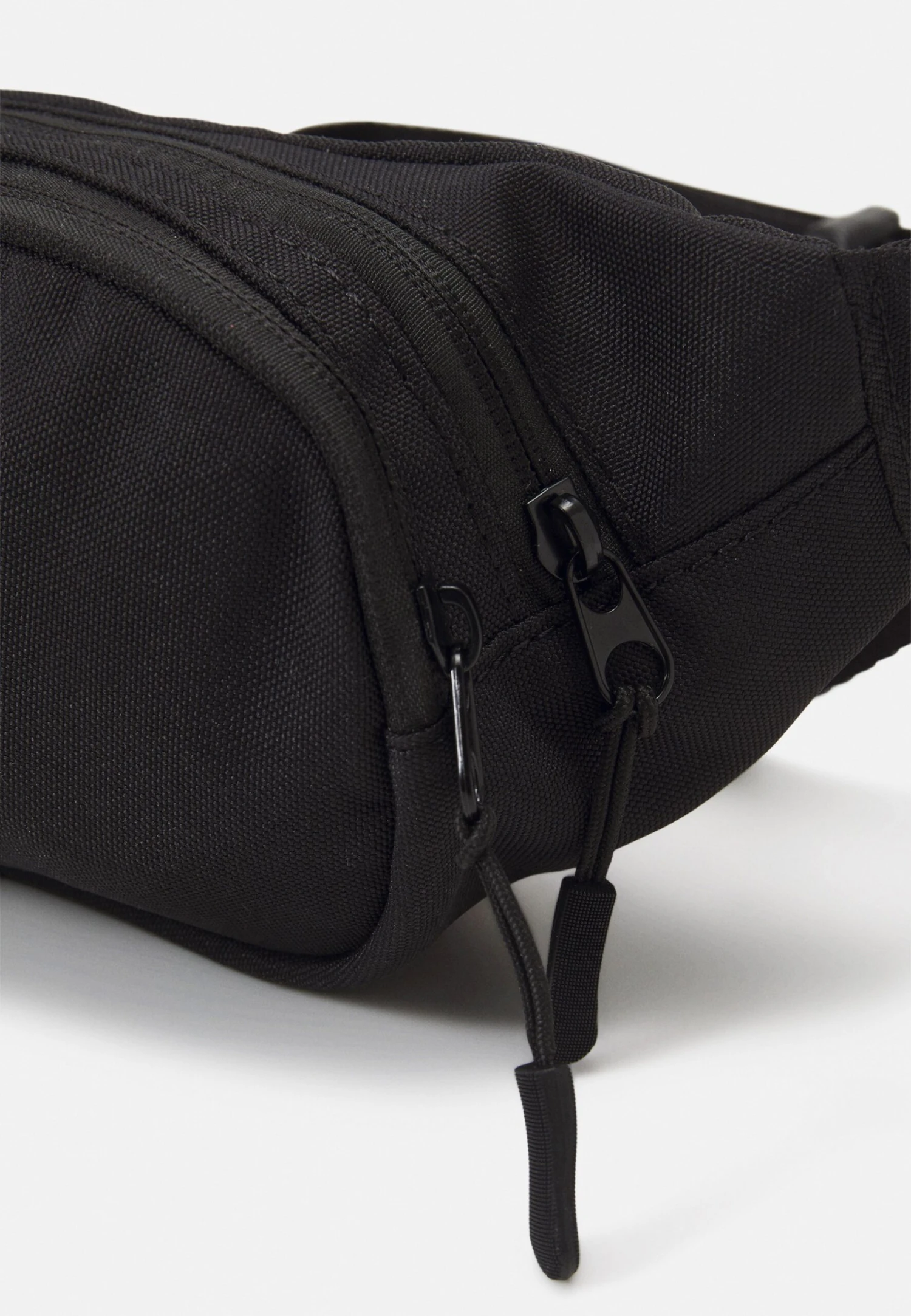 Pier One Sac Banane - Black 6 Pier One Sac Banane - Black – Image 4