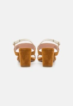 Pier One Leather - Sandales - White/Cognac 11 Pier One Leather - Sandales - White/Cognac -France Pier One Soldes Boutique 6b4326b012e145768f09017888178cd1