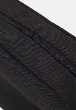 Pier One Trousse De Toilette - Black -France Pier One Soldes Boutique 6b8bd890dcad4cf6adb25ca1146f7127