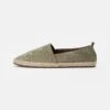 Pier One Rena Espadrille Unisex - Espadrilles - Olive -France Pier One Soldes Boutique 72c058eac6254d3ca7dfcd64895f6fd7