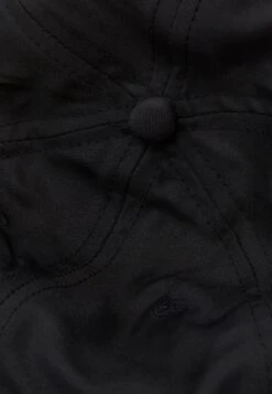 Pier One Unisex - Casquette - Black -France Pier One Soldes Boutique 781fccf059484bb1b6fb6ad3662517f3