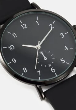 Pier One Unisex - Montre - Black -France Pier One Soldes Boutique b09ad48c4c0a4ea9bdf960e15bb4fc85