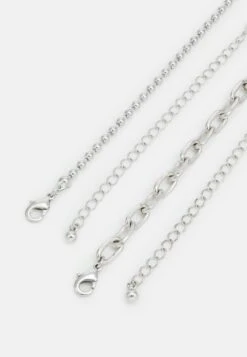 Pier One Unisex 2 Pack - Collier - Silver-Coloured 6 Pier One Unisex 2 Pack - Collier - Silver-Coloured -France Pier One Soldes Boutique c48bf3fdb7a0442fb397ef0b1a72c5d1