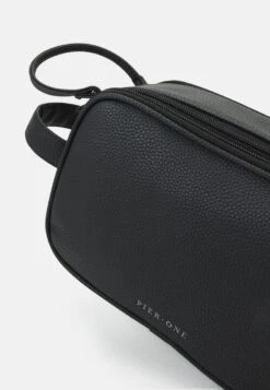 Pier One Unisex - Trousse De Toilette - Black -France Pier One Soldes Boutique ca4c999b3f304e939e2e0e995c452b90