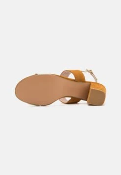 Pier One Leather - Sandales - White/Cognac 12 Pier One Leather - Sandales - White/Cognac -France Pier One Soldes Boutique cdd8b57c5133477f8fbebb682a16a8de