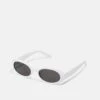 Pier One Unisex - Lunettes De Soleil - White -France Pier One Soldes Boutique cf9f7dd8af1e4aef90e1613cbf15efdf