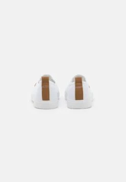 Pier One Unisex - Mocassins - White -France Pier One Soldes Boutique d0dcb07e7bd24443a1df824091ece39a