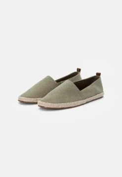 Pier One Rena Espadrille Unisex - Espadrilles - Olive -France Pier One Soldes Boutique d5d60608eb9b432d87e5491dbc7d9859