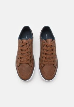 Pier One Unisex - Baskets Basses - 708 11 Pier One Unisex - Baskets Basses - 708 -France Pier One Soldes Boutique df61dc64b24a45e0b6b8277d8c9bf02b