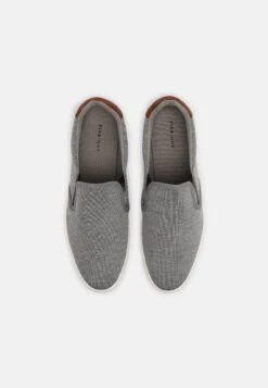Pier One Unisex - Mocassins - Dark Grey -France Pier One Soldes Boutique fd4006995ad74583bd5d996537dcc72b